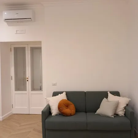 Porto 55 * Neapel